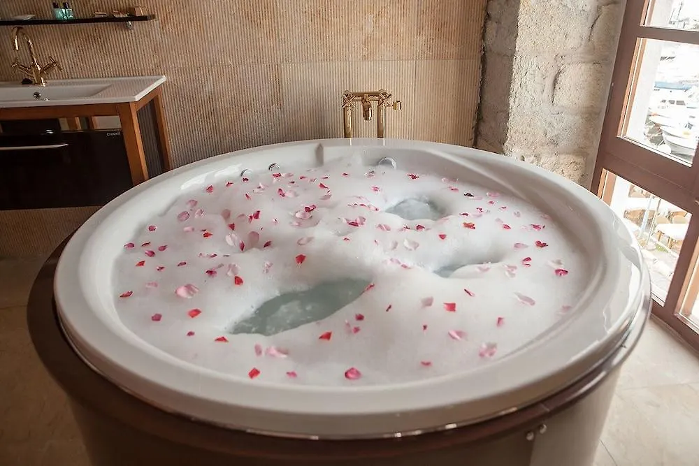 La Petra Hotel Izmir 3*,